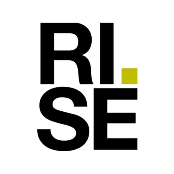 RISE Logotyp. Svarta bokstäver, grön fyrkantig prick.
